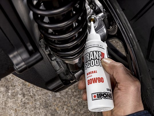 IPONE ΒΑΛΒΟΛΙΝΗ TRANSCOOT 80W90 MINERAL 125ML